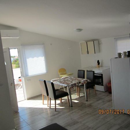 Apartment Nena Vir Esterno foto
